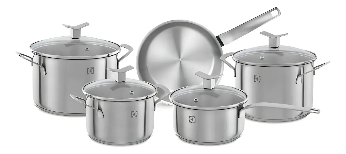 Imagem 1 de 7 de Electrolux Jogo de Panelas em Inox com 5 Peças Design com Fundo Triplo